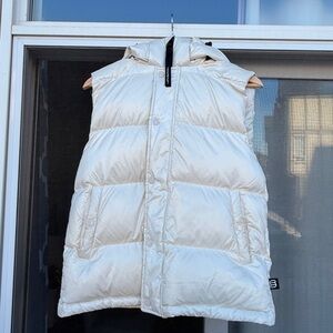 Aritzia Superpuff Vest Original
